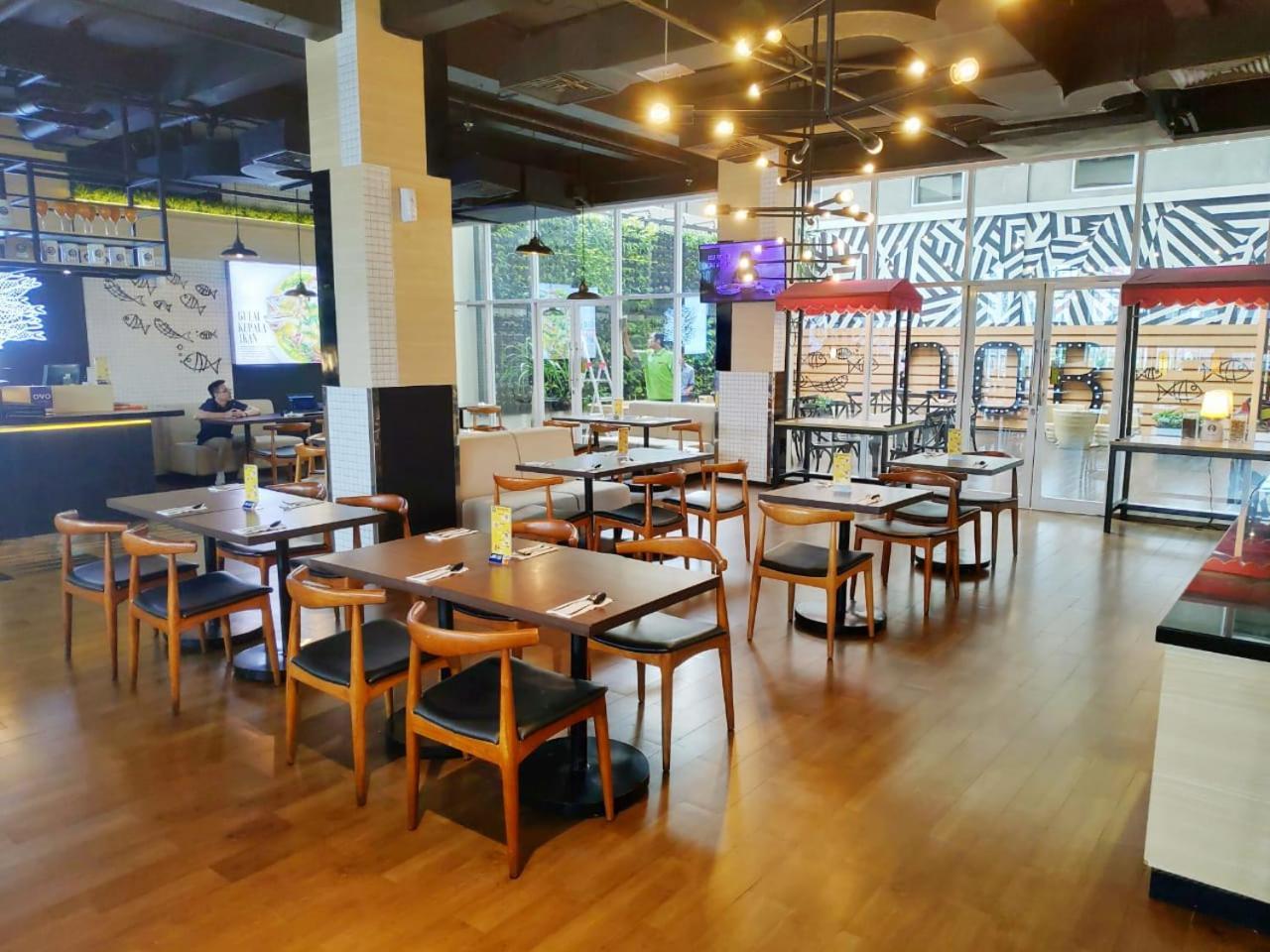 Maxonehotels.Com At Tidar Surabaya Exteriör bild